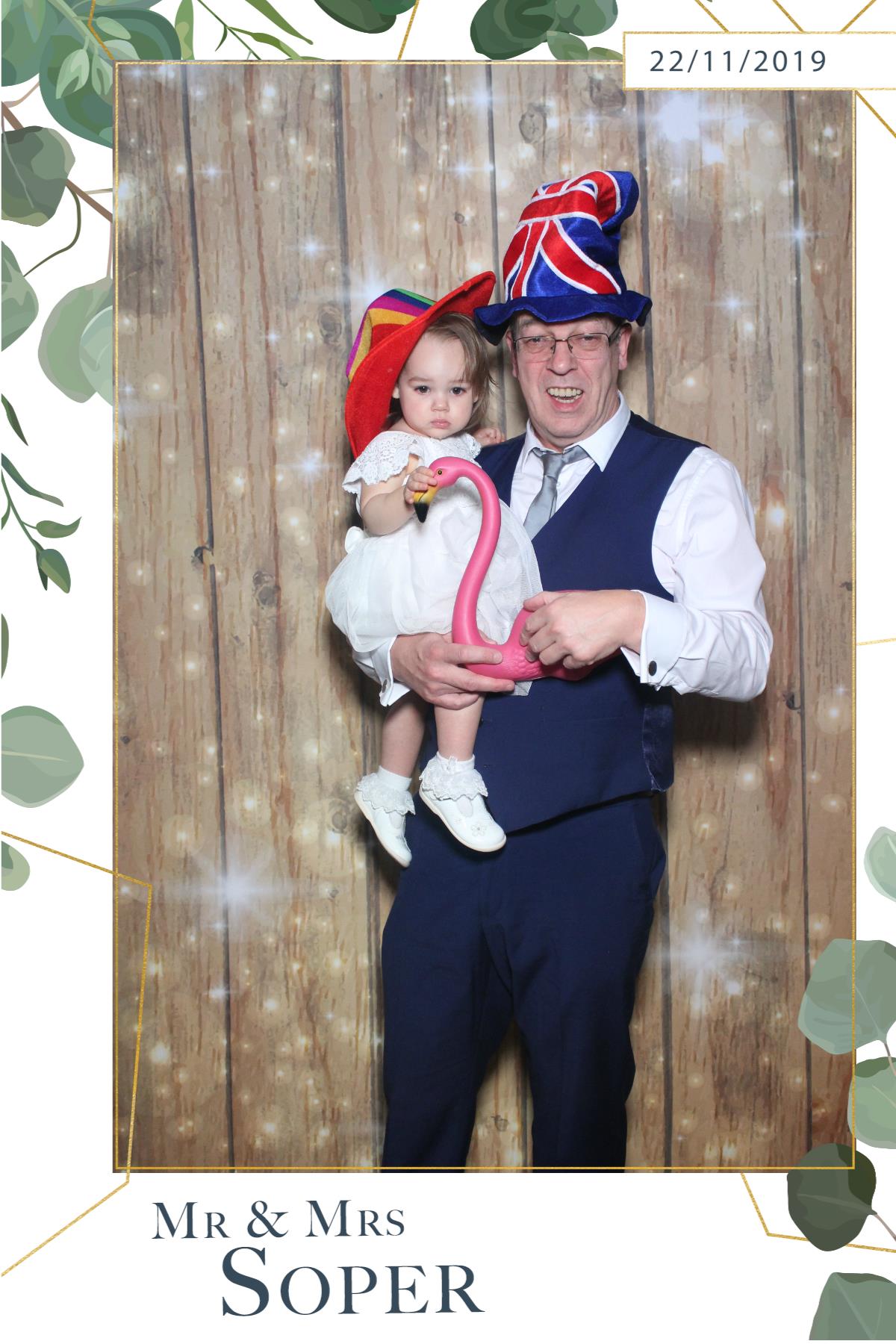 Mr & Mrs Soper  | View more photos from the event at gallery.magicimages.uk/u/MagicImages/Mr-Mrs-Soper